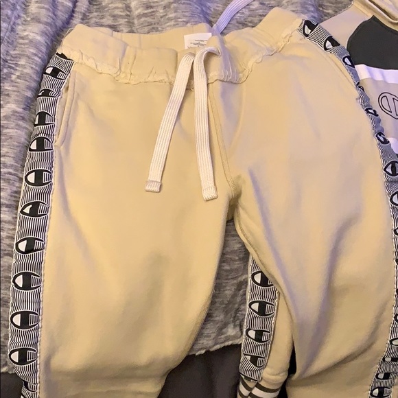 Champion jacket medium size worn 2 times - Picture 2 of 2